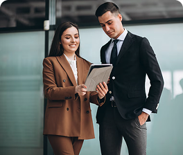 Two advisers in conversation with a client